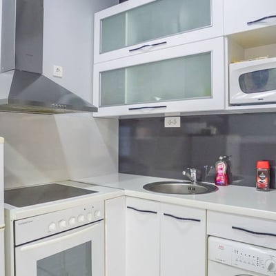 Долгосрочная аренда светлой 2-комнатной квартиры, 45 м², центр Белграда, Сербия